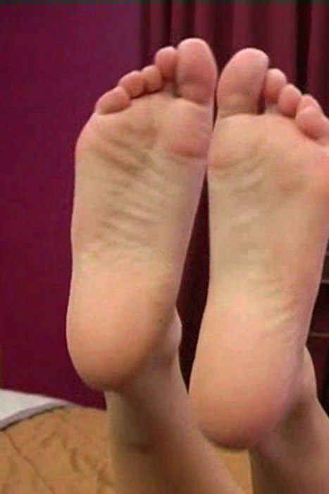 [cherryasianfeet高跟丝