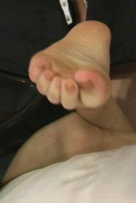 [cherryasianfeet高跟丝