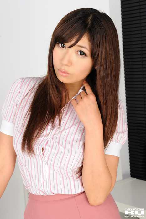 RQ-STAR写真NO.0403 Kanon Hokawa 穂川果音 Office Lady